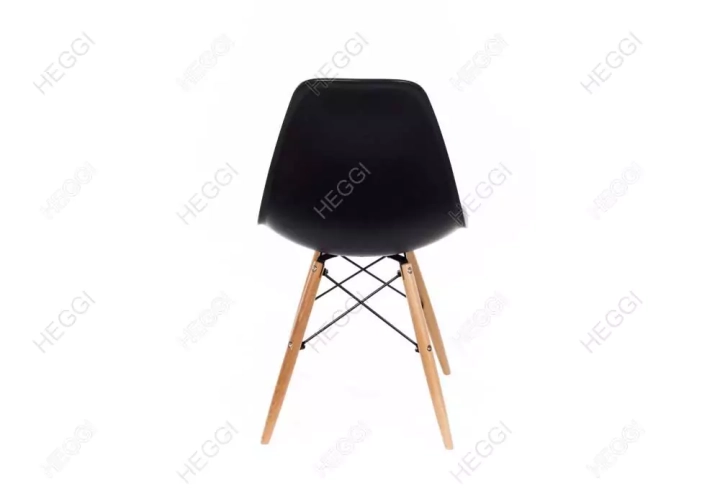 Стул Eames, Черный